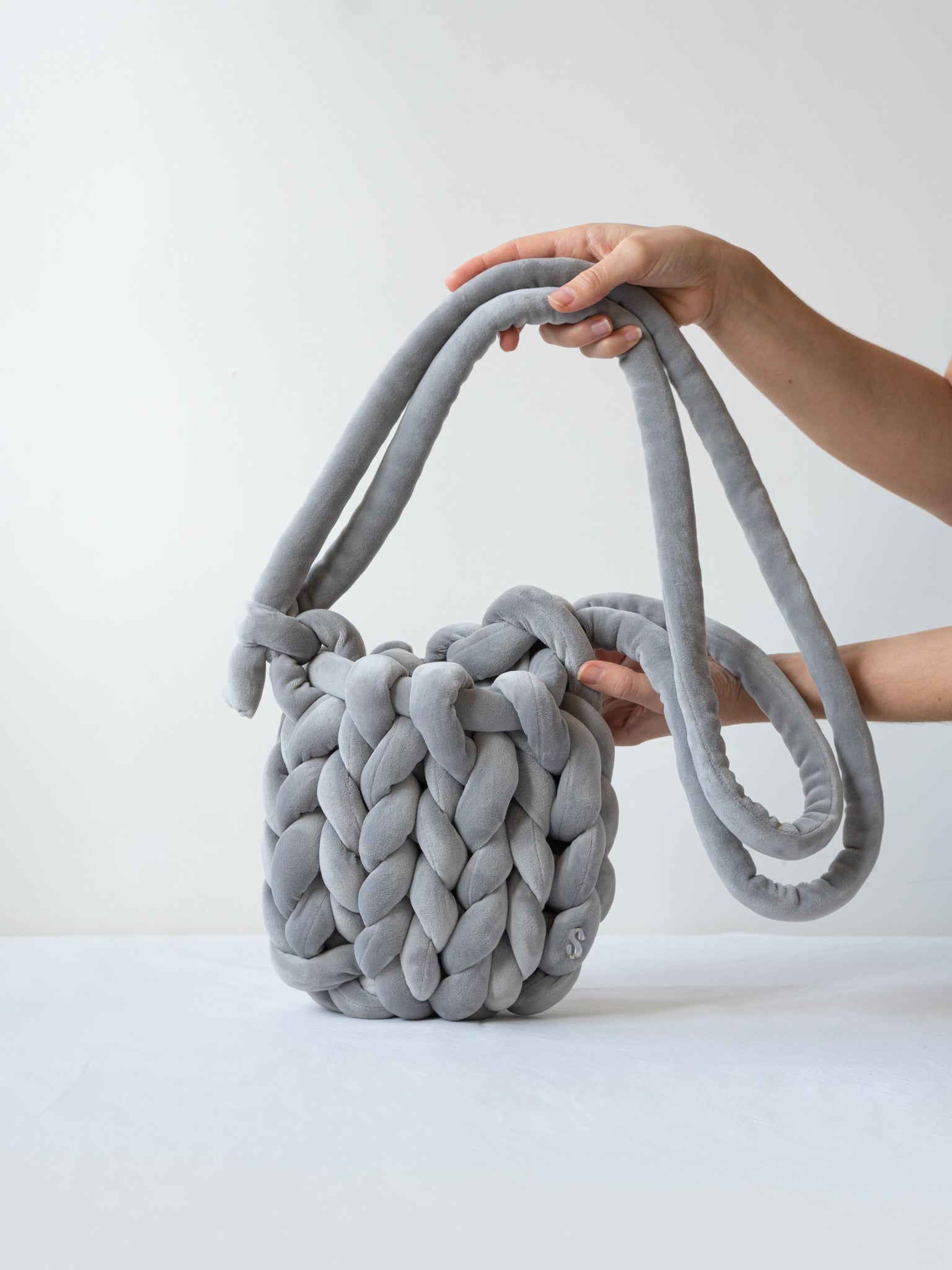 Bucket bag gris